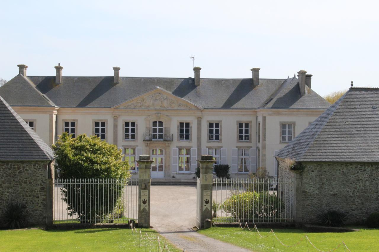 Hotel Du Chateau De Quinéville المظهر الخارجي الصورة